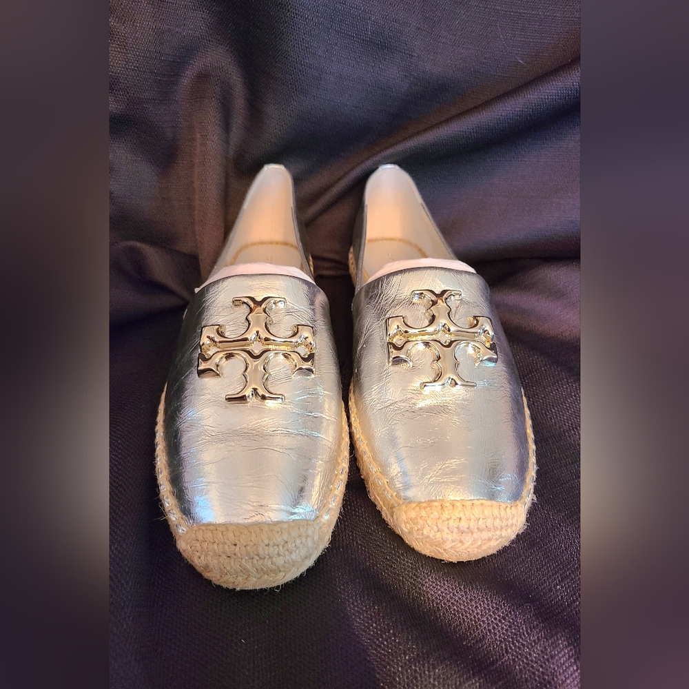 Tory Burch Eleanor Logo Espadrille Leather Flat Metallic Silver - Wm Sz 8.5 NIB